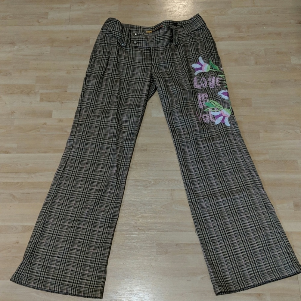 Stretch pants, embroidered.
